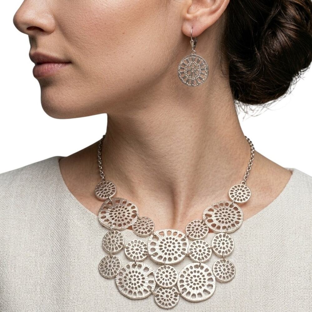 Sand Dollar Medallion Silver Tone Bib Statement Necklace Dangle Earrings Set - Picture 2 of 10